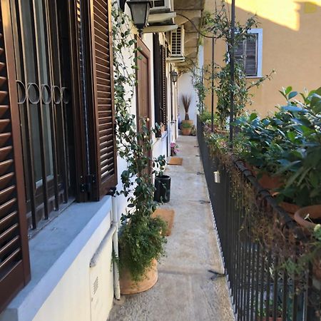 Lovely Apartment In The Heart Of ミラノ エクステリア 写真