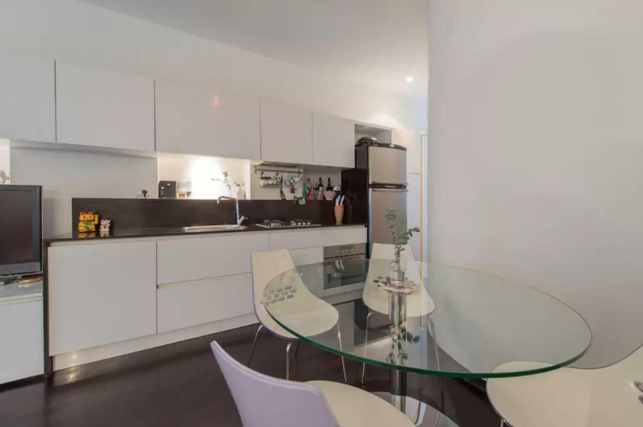 Lovely Apartment In The Heart Of ミラノ エクステリア 写真
