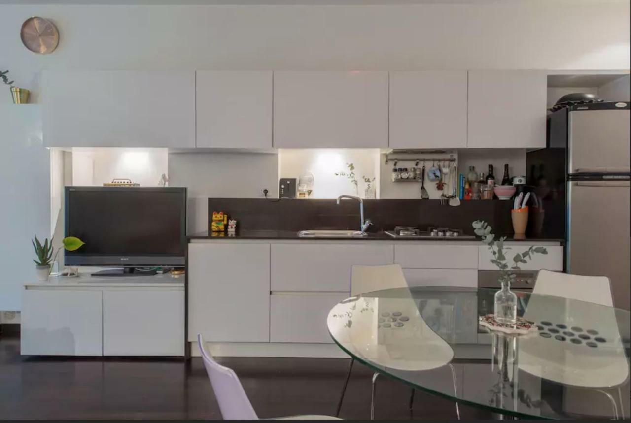 Lovely Apartment In The Heart Of ミラノ エクステリア 写真