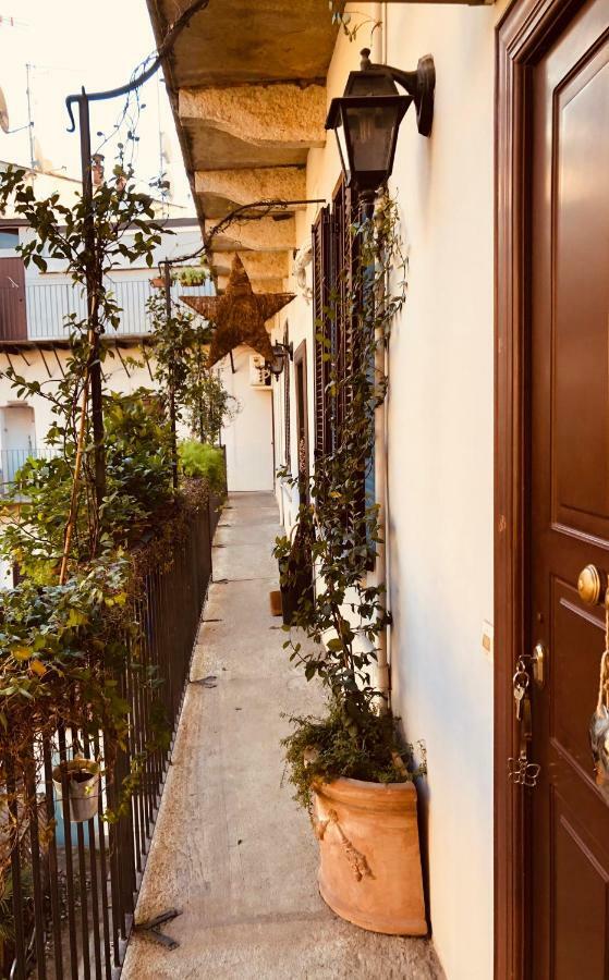 Lovely Apartment In The Heart Of ミラノ エクステリア 写真